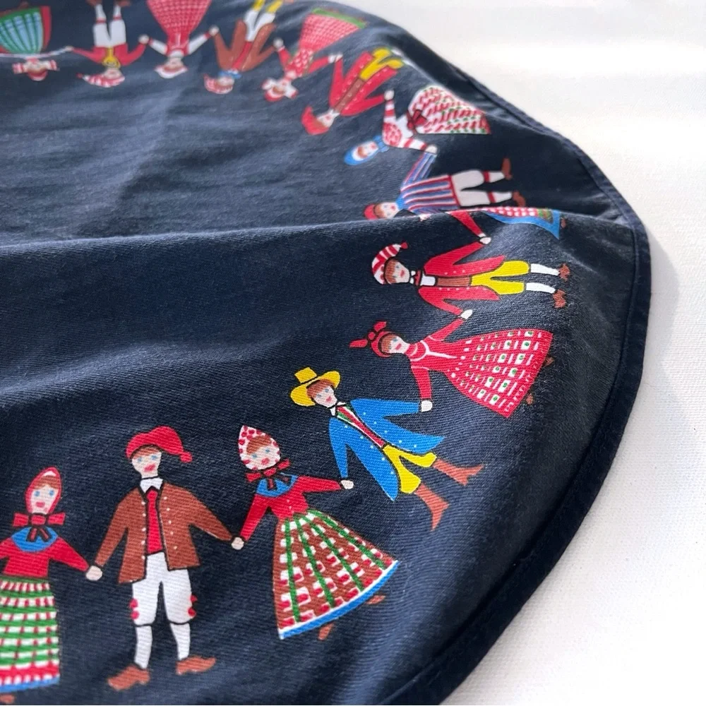 Vintage Scandinavian Folk Art Round Placemat Table Linen